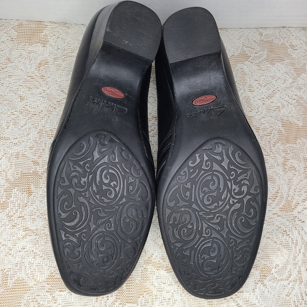 Clarks Artisan Slip On Leather Heels - image 5